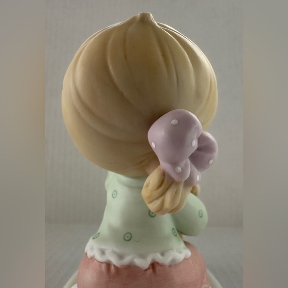 Vintage 1998 Precious Moments “You Just Can’t Replace A Good Friendship” - Picture 5 of 14